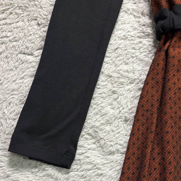 Elegant Black and Brown Long Sleeve Dress - Picture 6 of 6